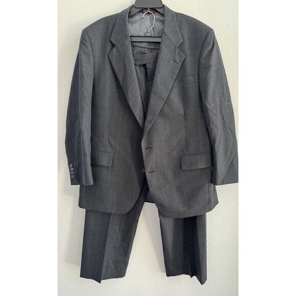 Jos A Bank 100% pure Wool Suit Jacket + Pants Pleated Gray Classic USA MADE - Picture 3 of 16